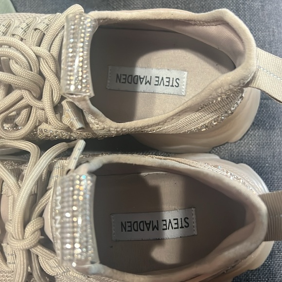 Steve Madden Blush crystal sneakers - Picture 11 of 11